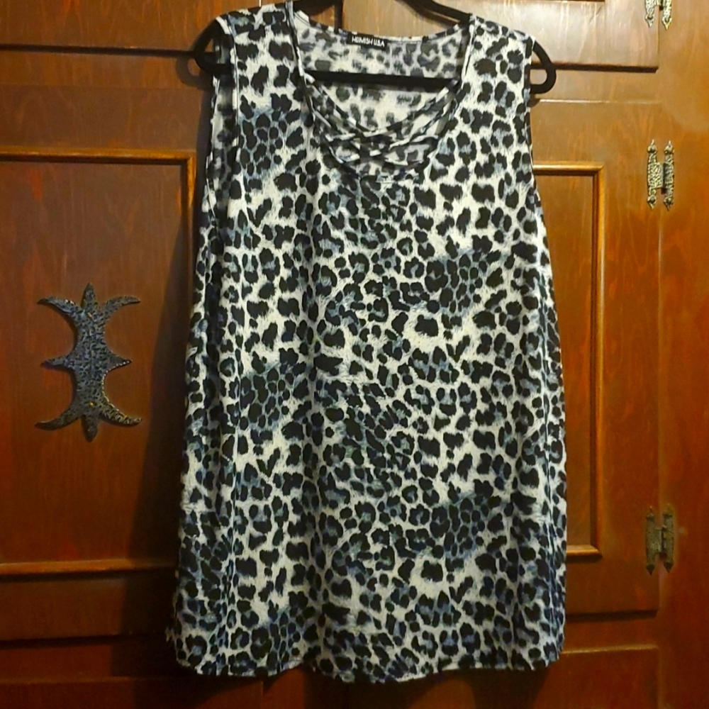 BNWOT Heimish leopard tank top with criss cross front sz 3XL